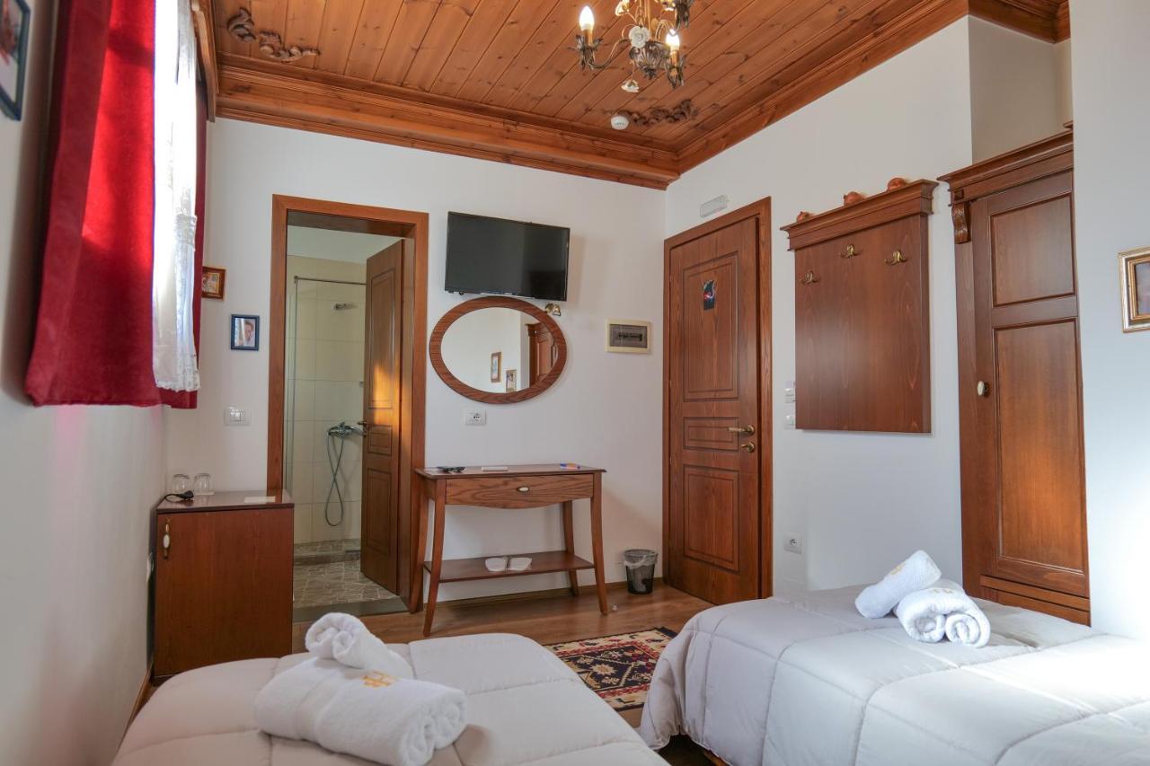 Hotel Bineri Гирокастра Экстерьер фото