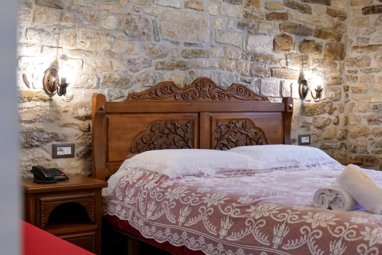 Hotel Bineri Гирокастра Экстерьер фото